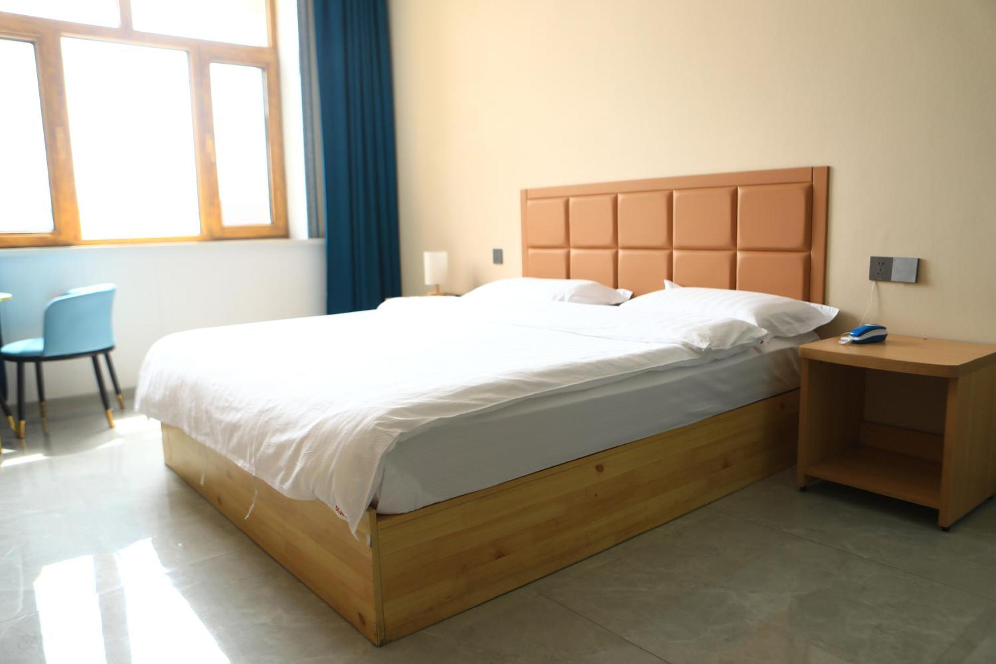 Hongge Hotel - Harbin Taiping Airport מראה חיצוני תמונה
